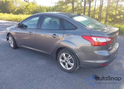 2013 Ford Focus Se z USA, uszkodzony, nr VIN 1FADP3F24DL330354